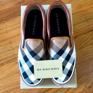 Burberry sneakers